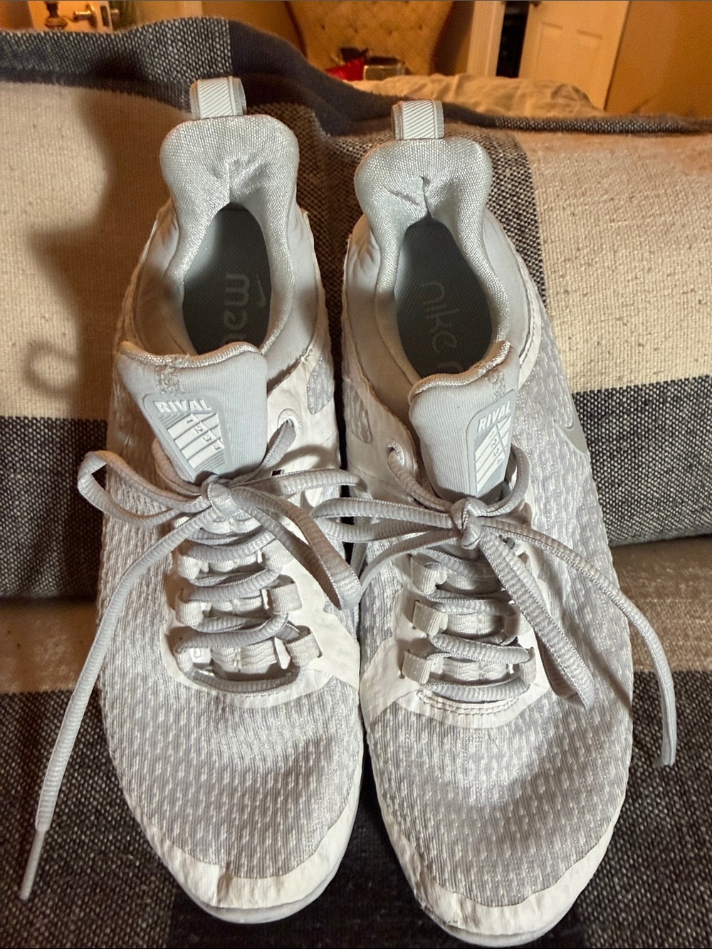 Nike Women's Sneakers White Gray Lightweight Lace-Up